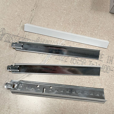 Material de aço em forma de T Pintura de cozimento Keel teto suspenso em estilo de design tradicional