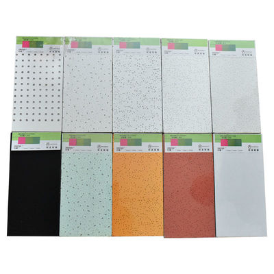 Solução de design gráfico azulejos de tecto de fibras minerais 2x2 com superfície revestida de pó