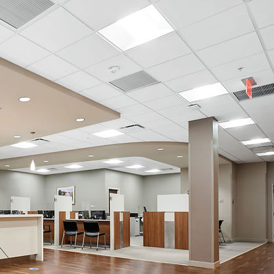 Isolamento acústico de escritório com azulejos de tecto de 60x60 e painéis de fibra de vidro