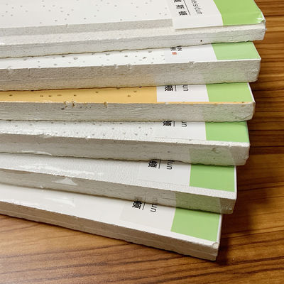 Placas de tecto de fibras minerais quadradas 2 x 4 com material à prova de som